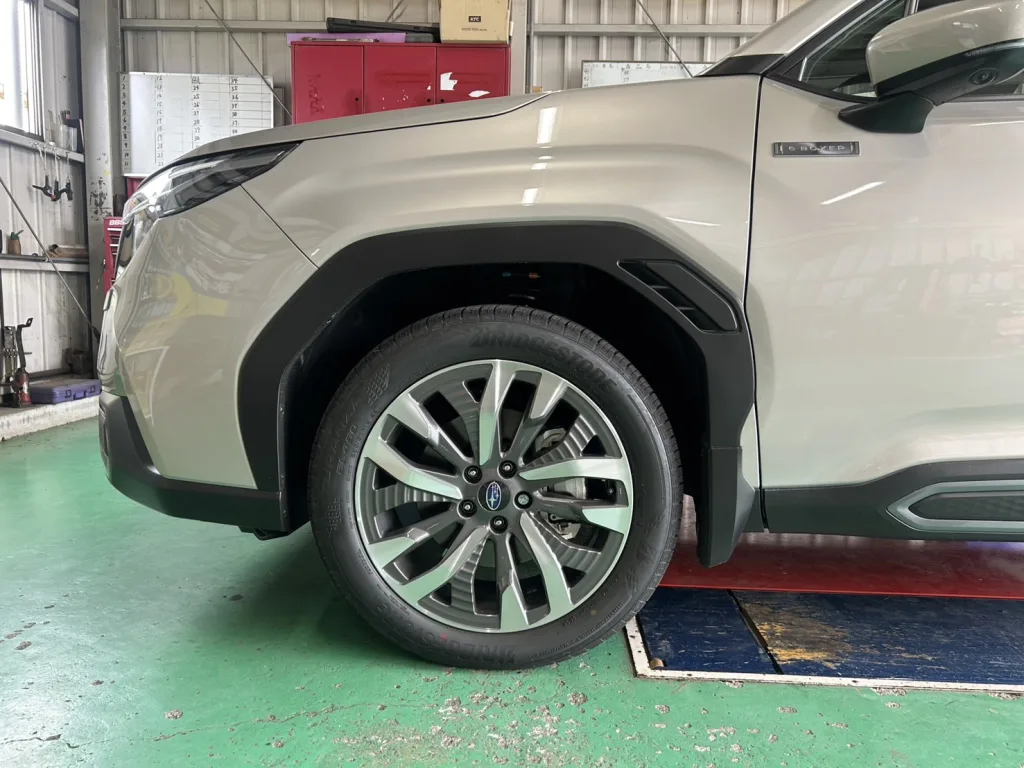 スバル フォレスター