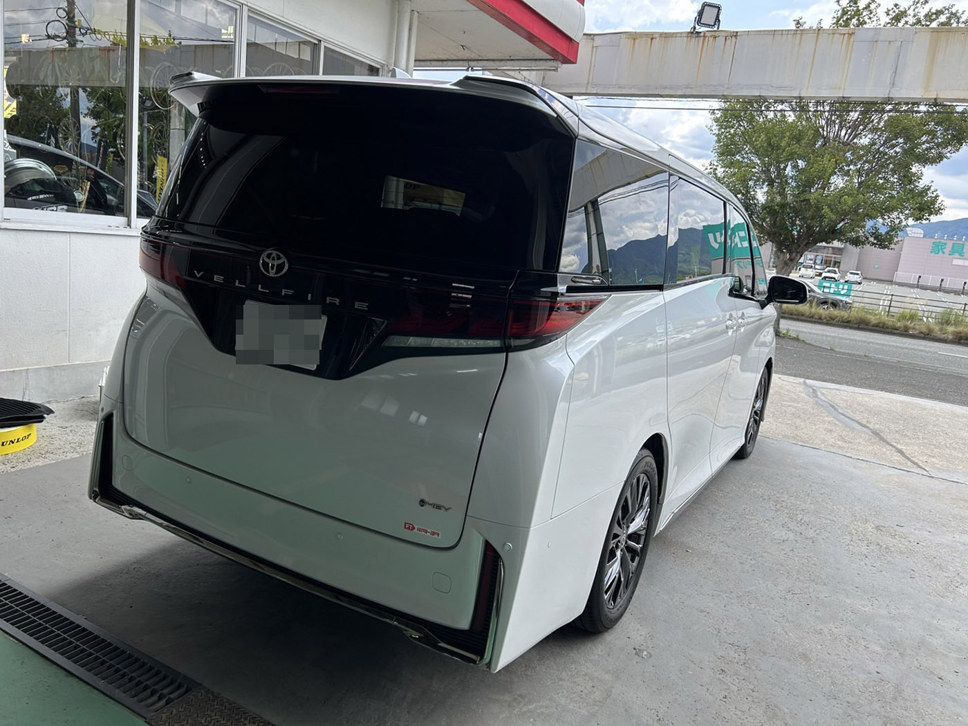 TOYOTA 40系ヴェルファイア《SOLD OUT》 - 【公式】タイヤ