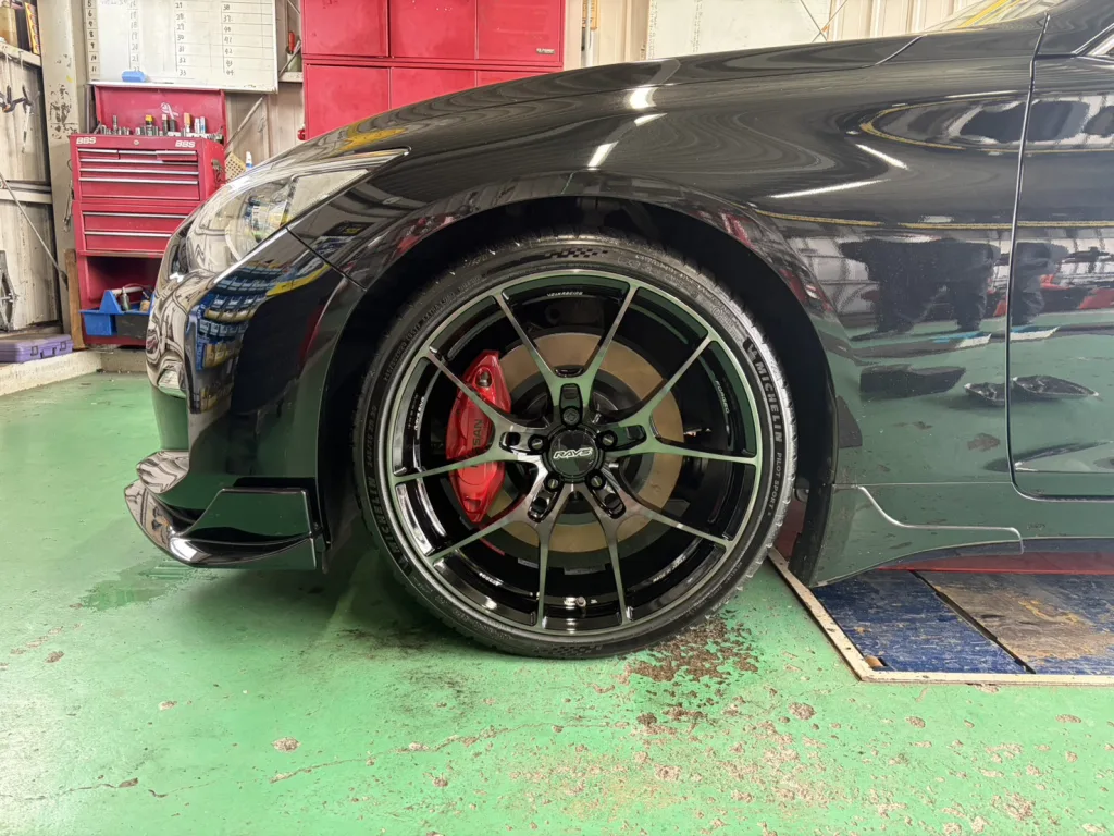 日産スカイラインセダン V37